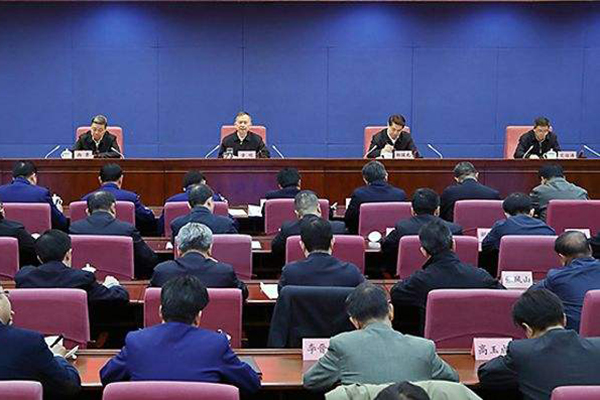 國務(wù)院安委辦、應(yīng)急管理部召開全國煤礦安 全生產(chǎn)工作緊急視頻會議強調(diào) 深刻吸取煤礦重大事故教訓(xùn) 舉一反三抓好風(fēng)險防控 確保歲末年初安 全形勢穩(wěn)定